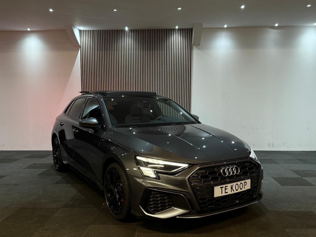 52527938-3.jpg